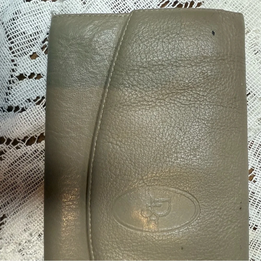 Dior Vintage Beige Leather Wallet
